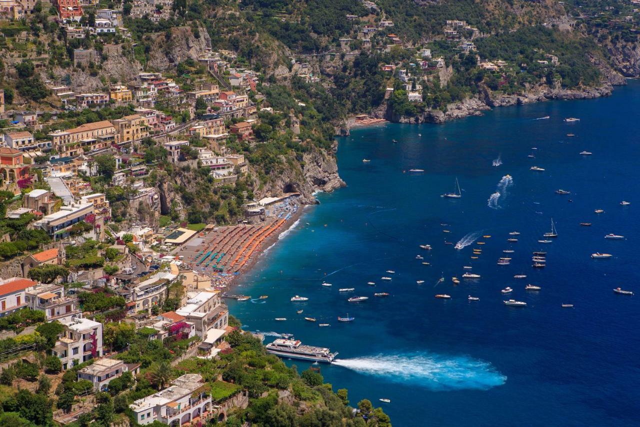 Le Muse Suite Sorrento Bagian luar foto