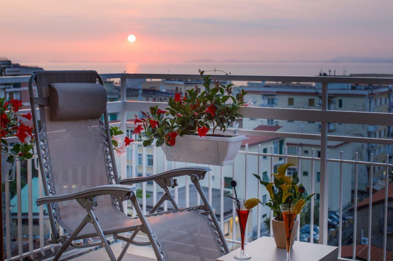 Le Muse Suite Sorrento Bagian luar foto